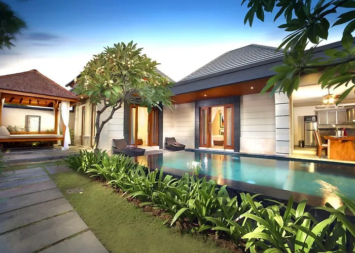 Villa The Banyumas Legian (Bali)